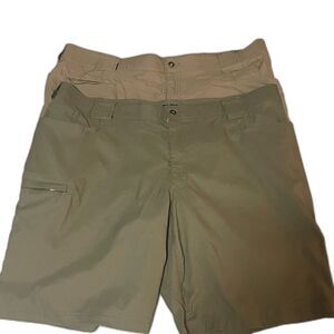 Lot / 2 Duluth Trading Co Flex Dry Men’s Shorts 44 - 46 Khaki & Green 11” Inseam